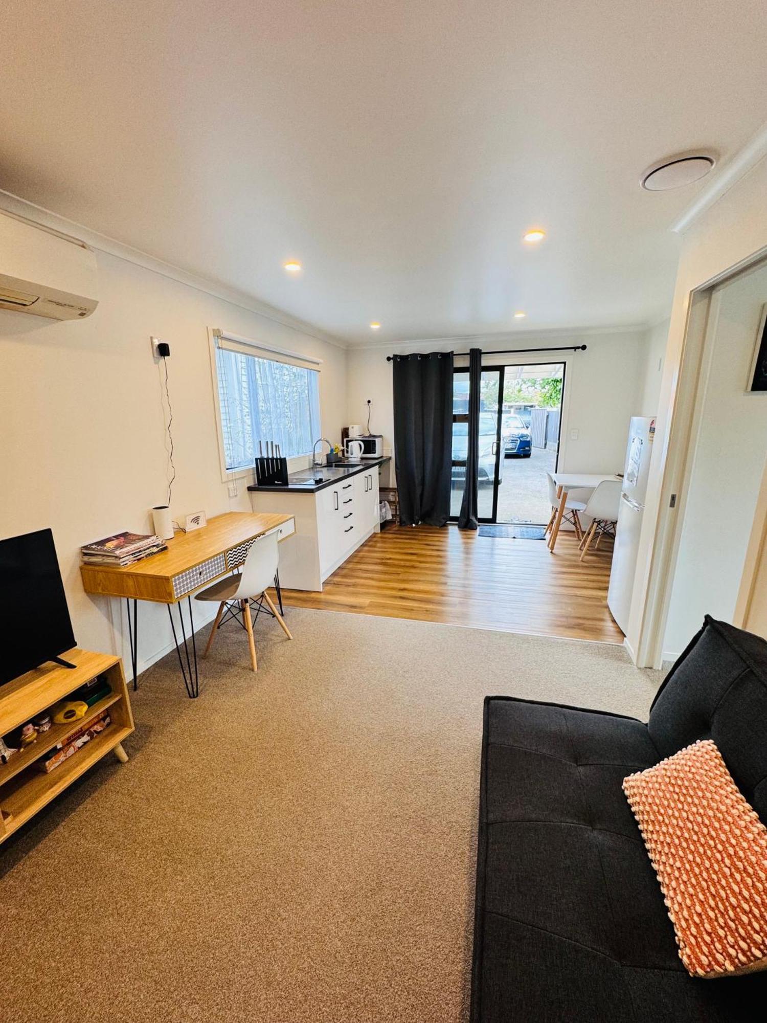 Modern 1 Bedroom Guest House Upper Hutt Luaran gambar